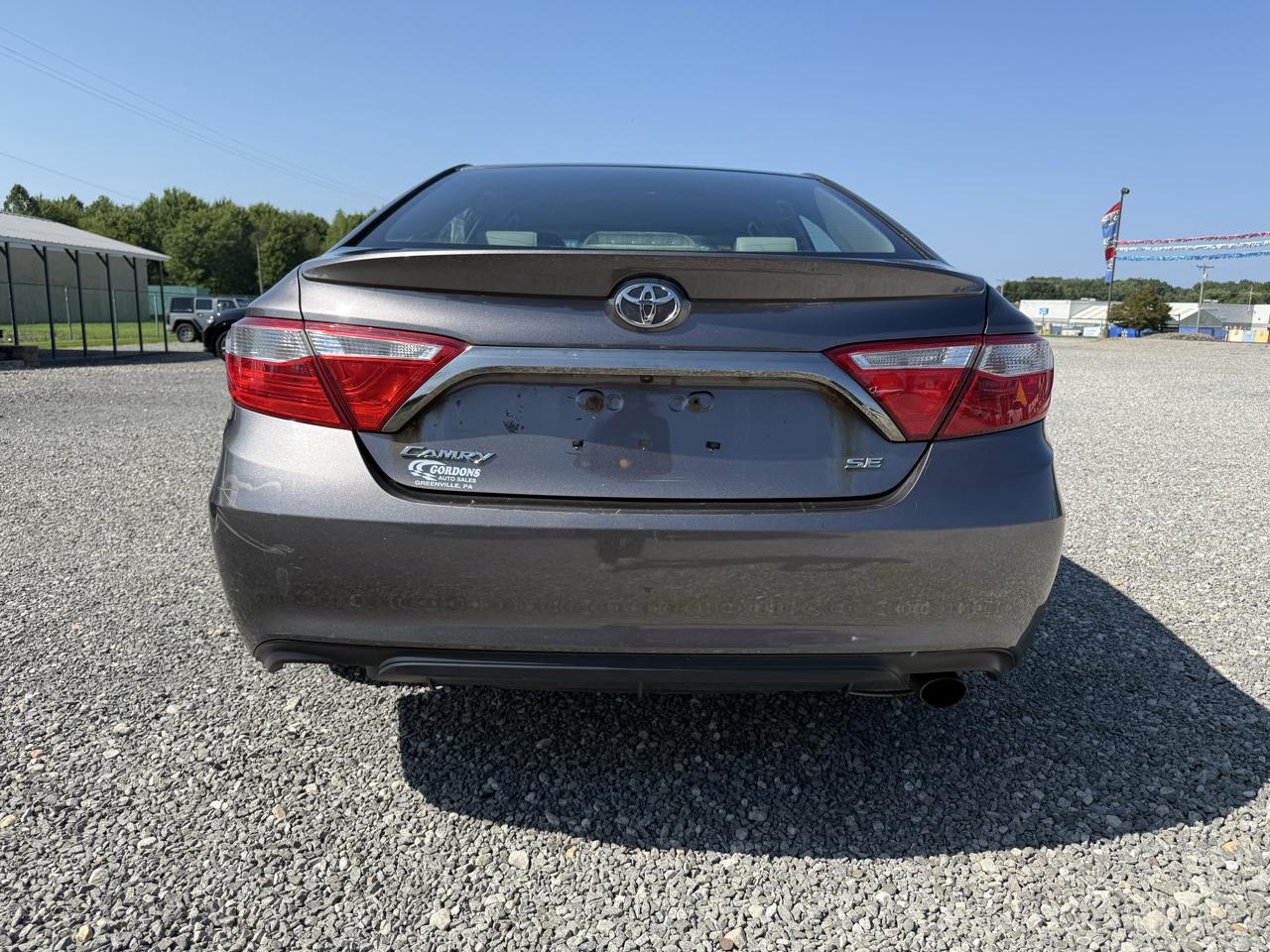Toyota Camry SE 2015