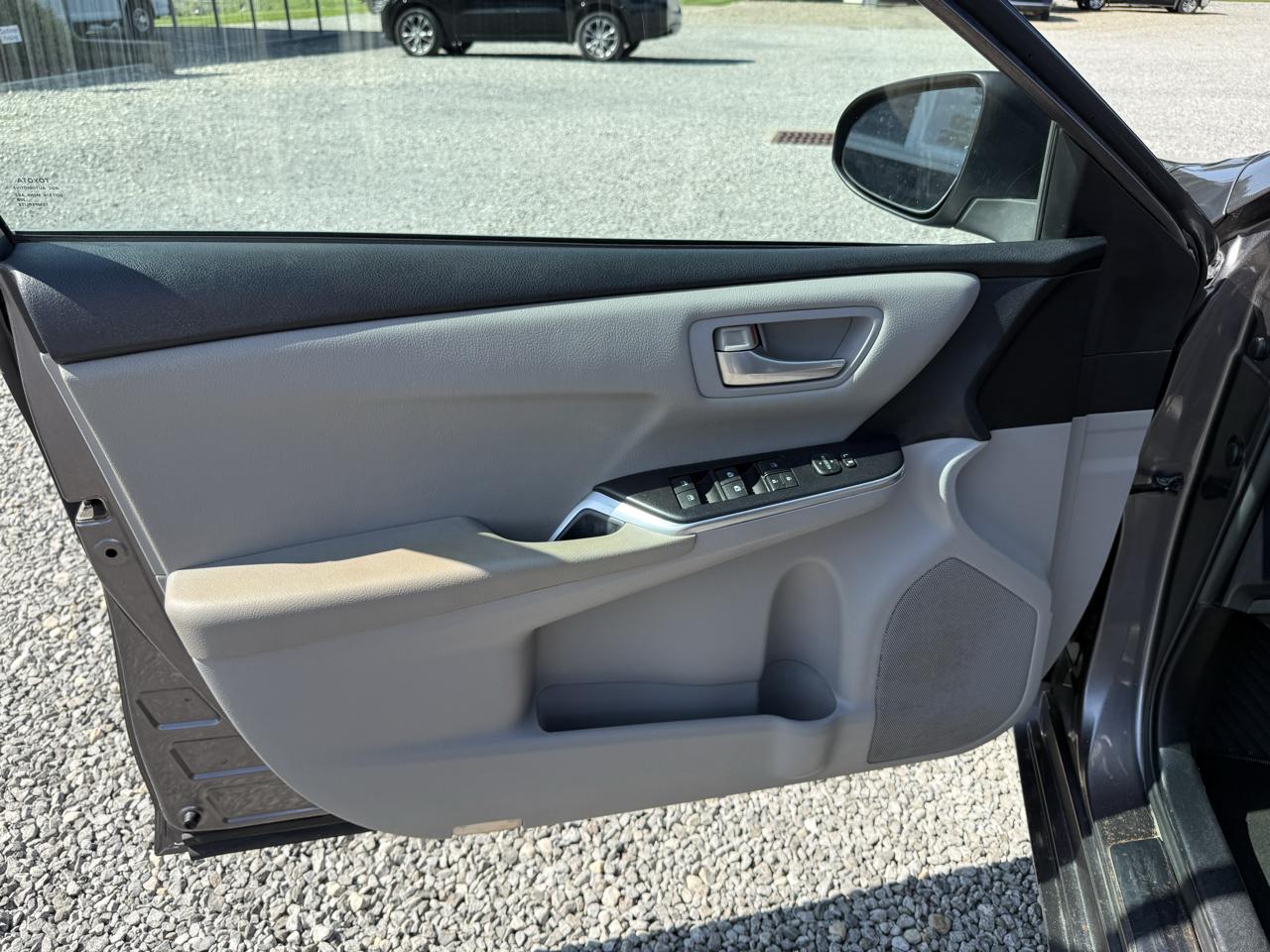 Toyota Camry SE 2015