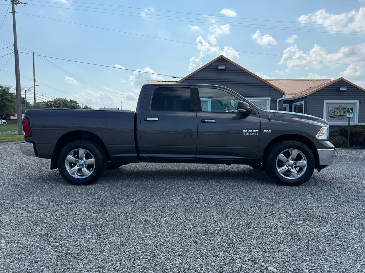 RAM 1500 4WD Crew Cab 140.5" Big Horn 2017