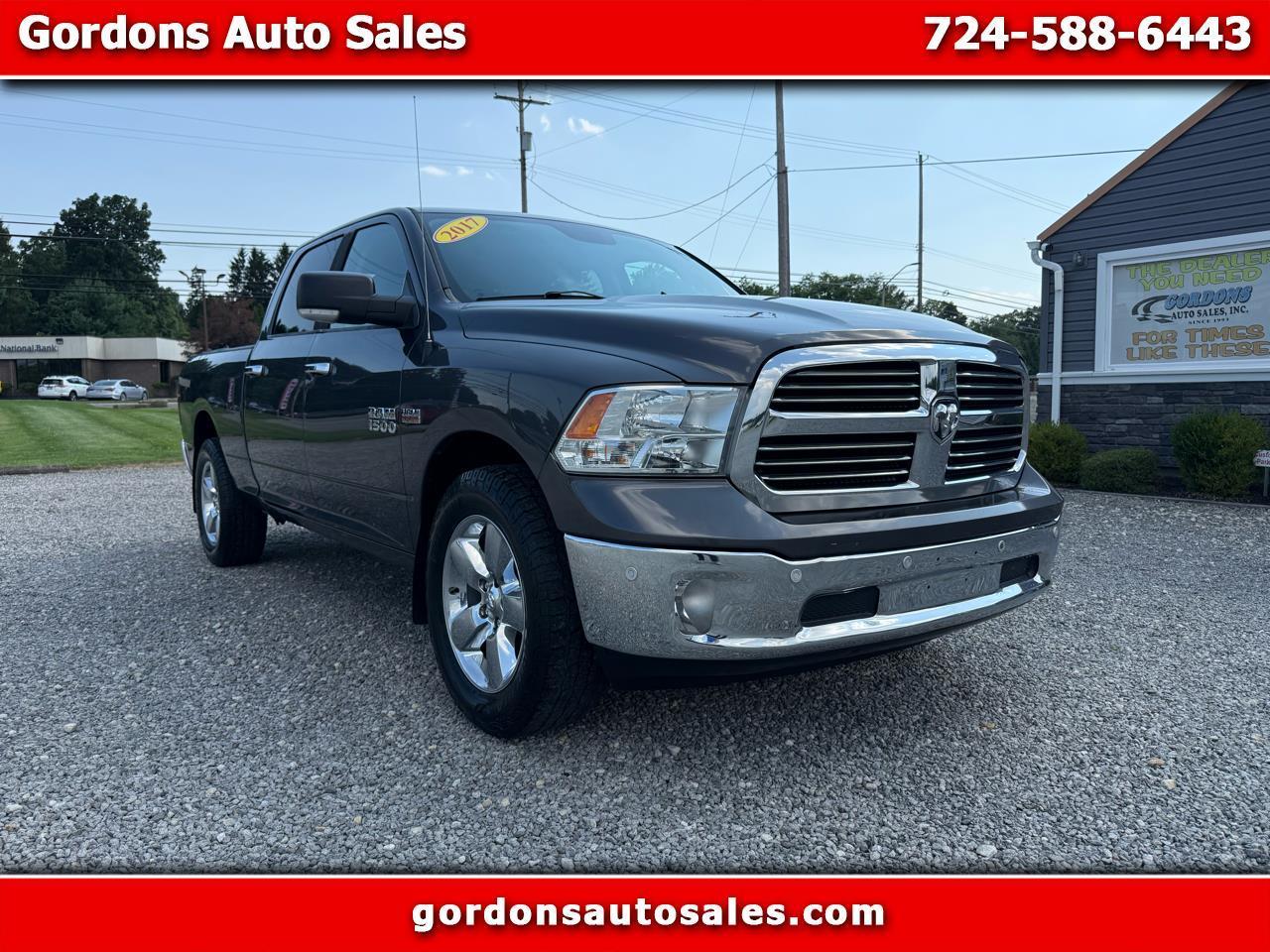 2017 RAM 1500 4WD Crew Cab 140.5" Big Horn