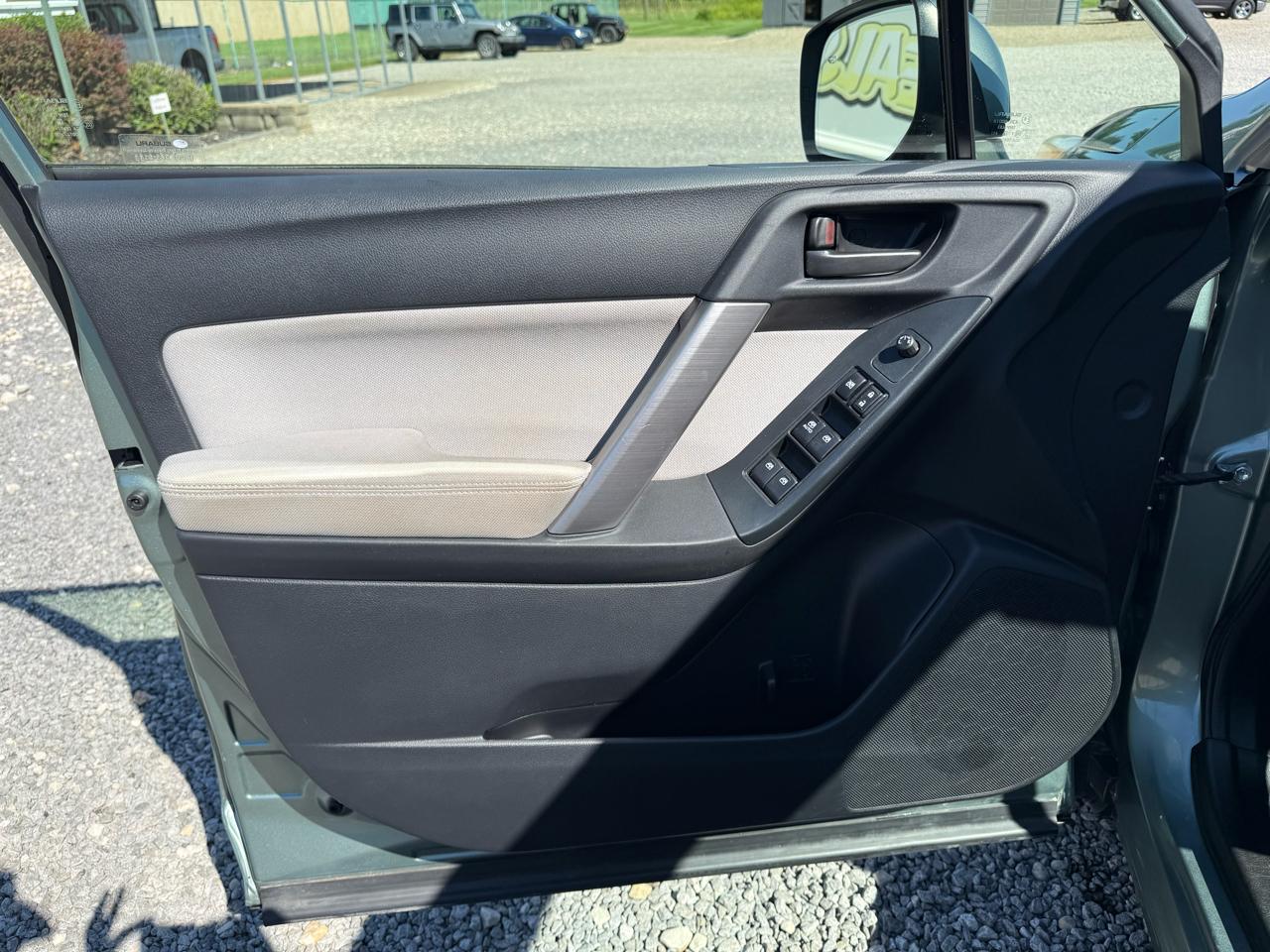 Subaru Forester 2.5i Premium 2015
