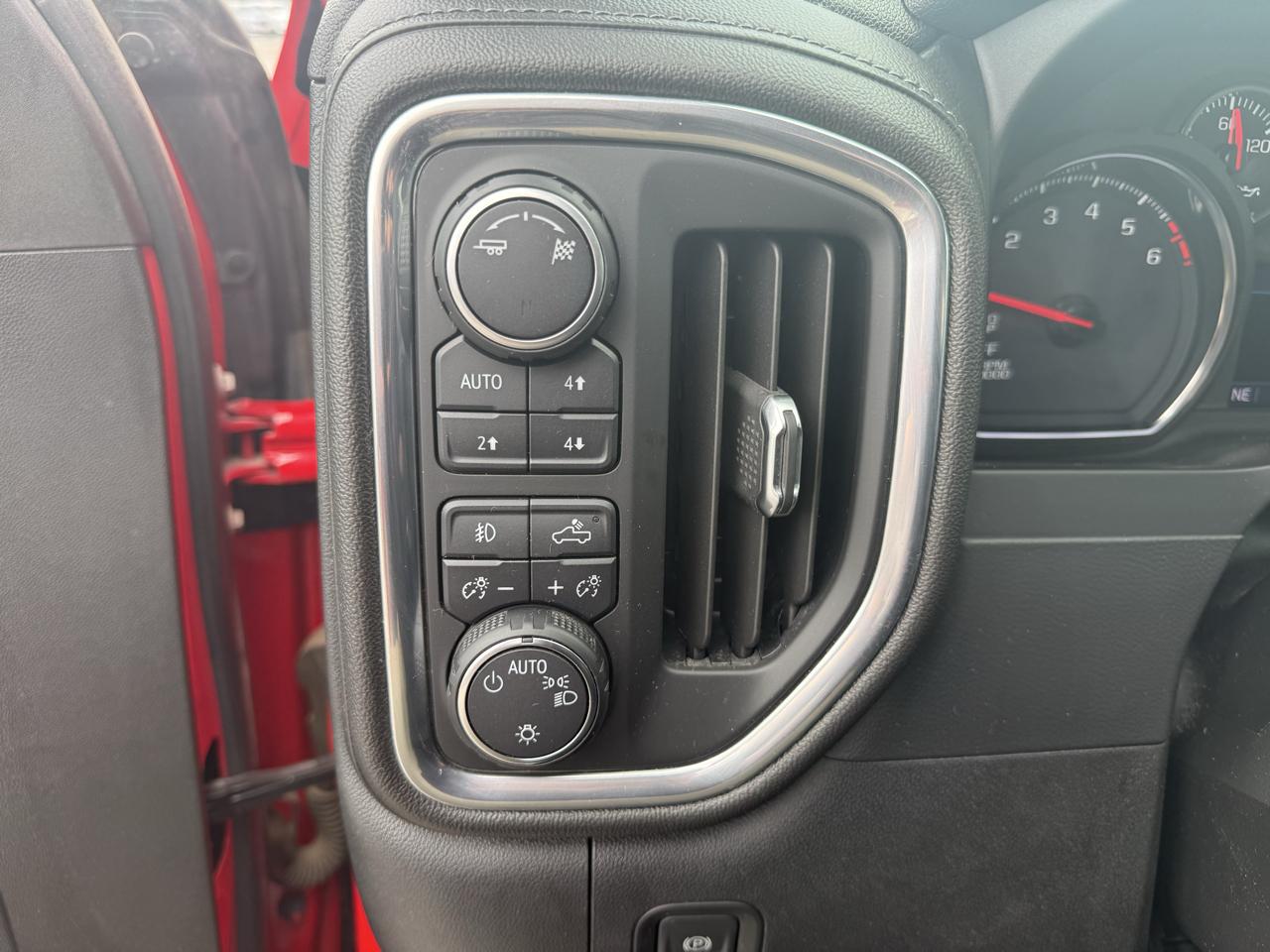 Chevrolet Silverado 1500 RST Double Cab 4WD 2019
