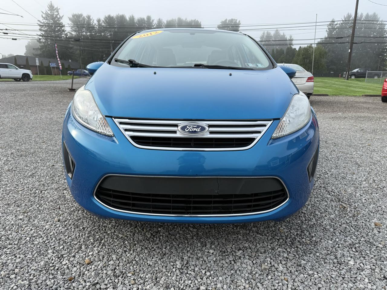 Ford Fiesta SE Sedan 2012