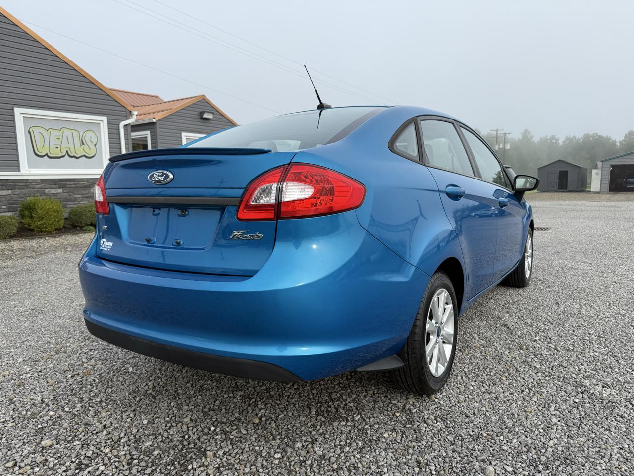 Ford Fiesta SE Sedan 2012