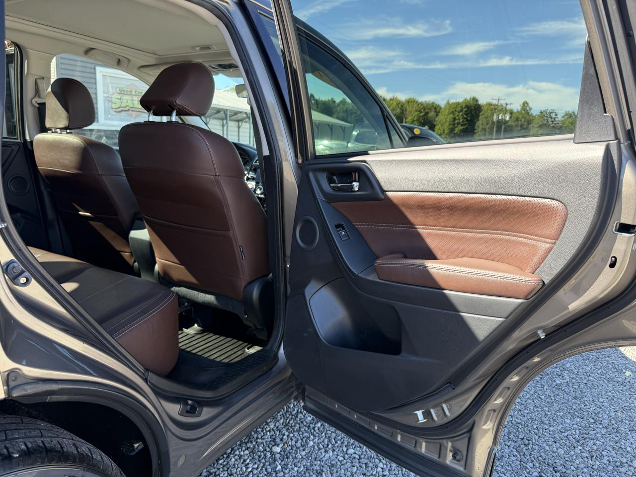 Subaru Forester 2.5i Touring 2017