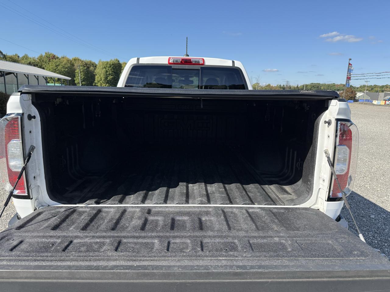 GMC Canyon SLT Crew Cab 4WD Short Box 2016