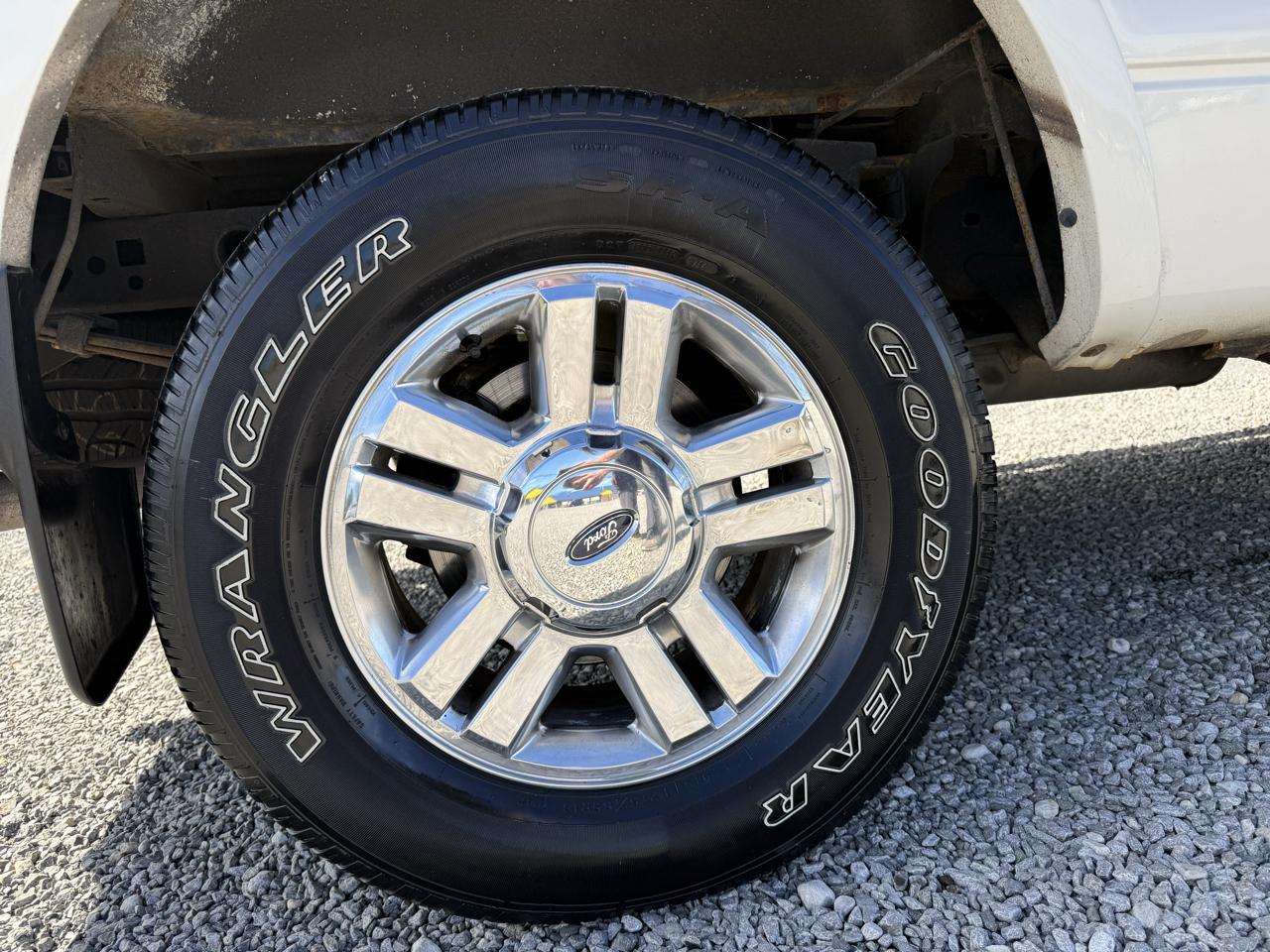 Ford F-150 SuperCrew Crew Cab 139" XLT 4WD 2008