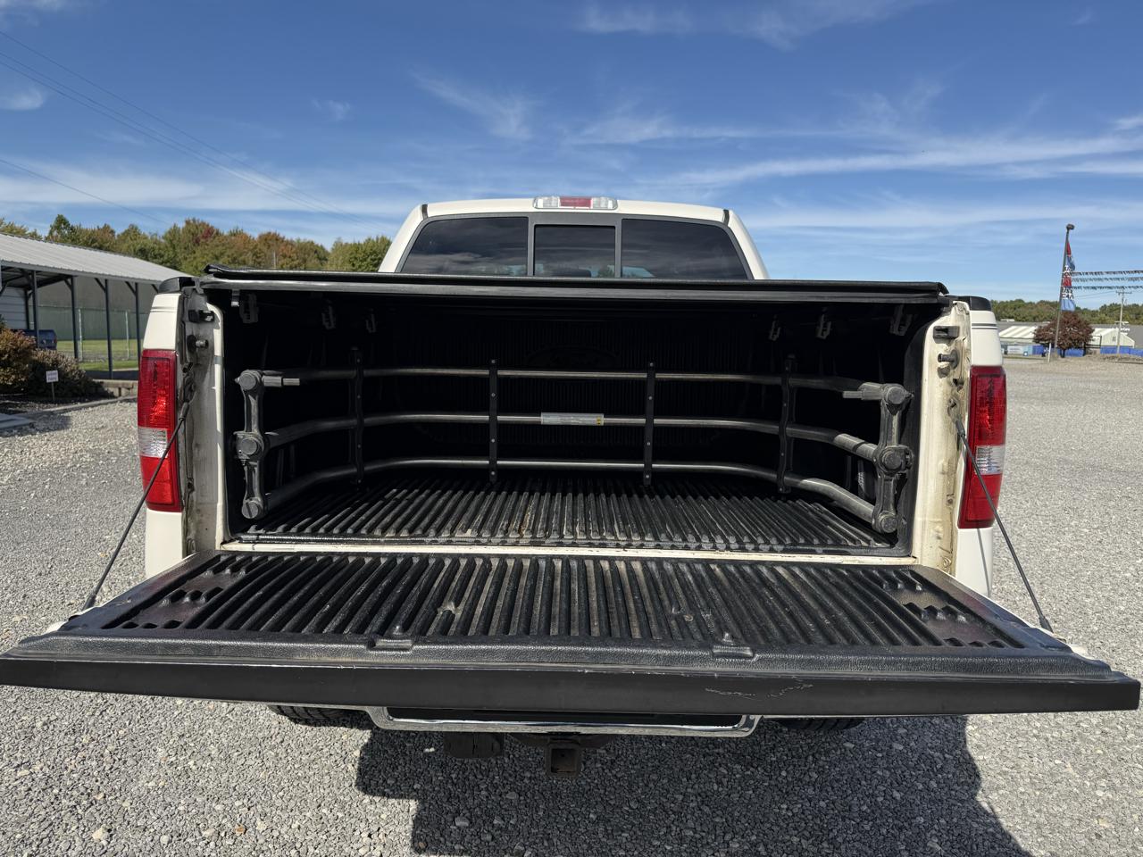 Ford F-150 SuperCrew Crew Cab 139" XLT 4WD 2008