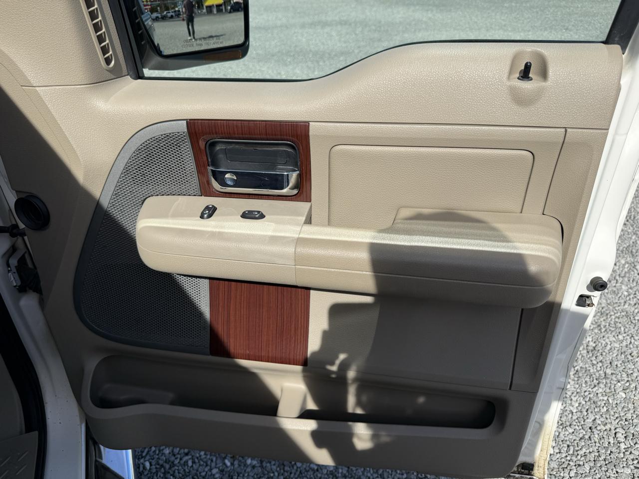 Ford F-150 SuperCrew Crew Cab 139" XLT 4WD 2008