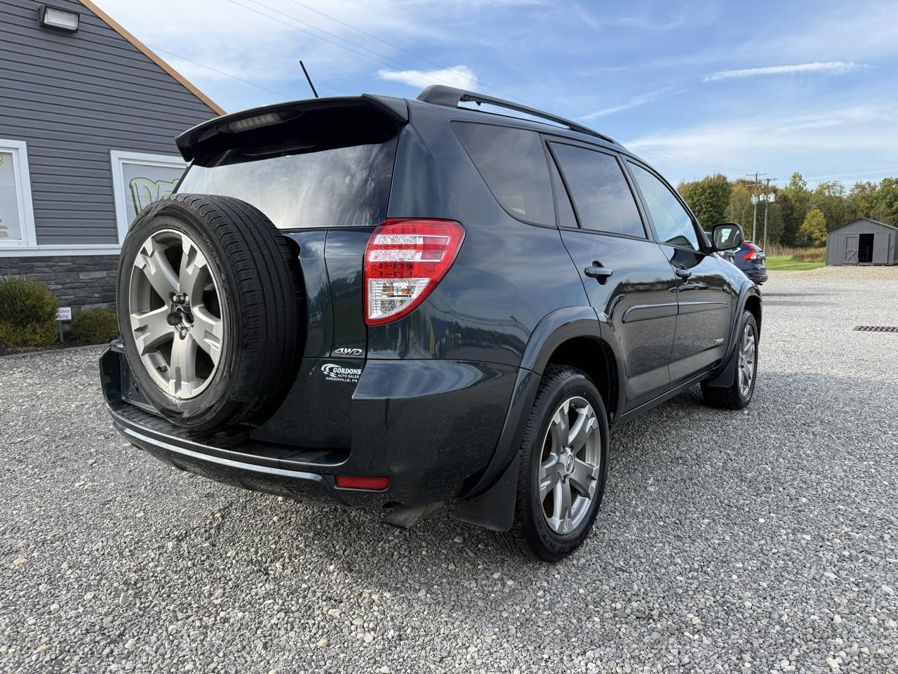 Toyota RAV4 4dr Sport 4-cyl 4WD (Natl) 2012