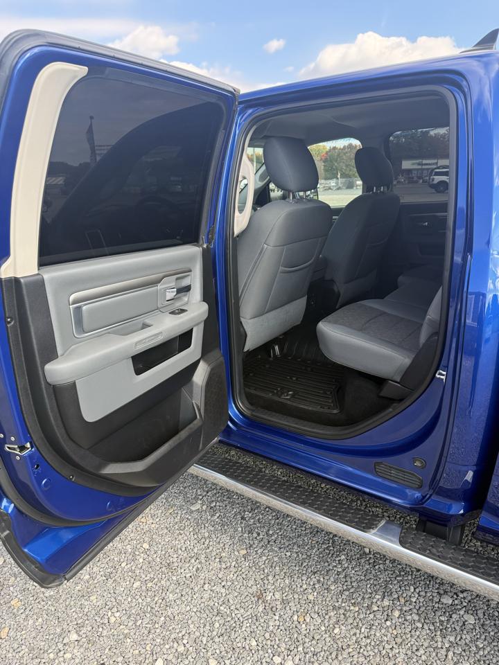 Dodge Ram 1500  2014