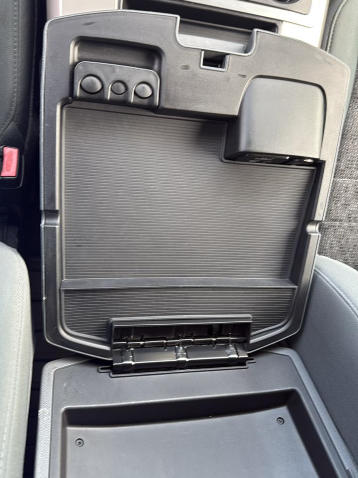RAM 1500 Big Horn 4x4 Crew Cab 5'7" Box 2014