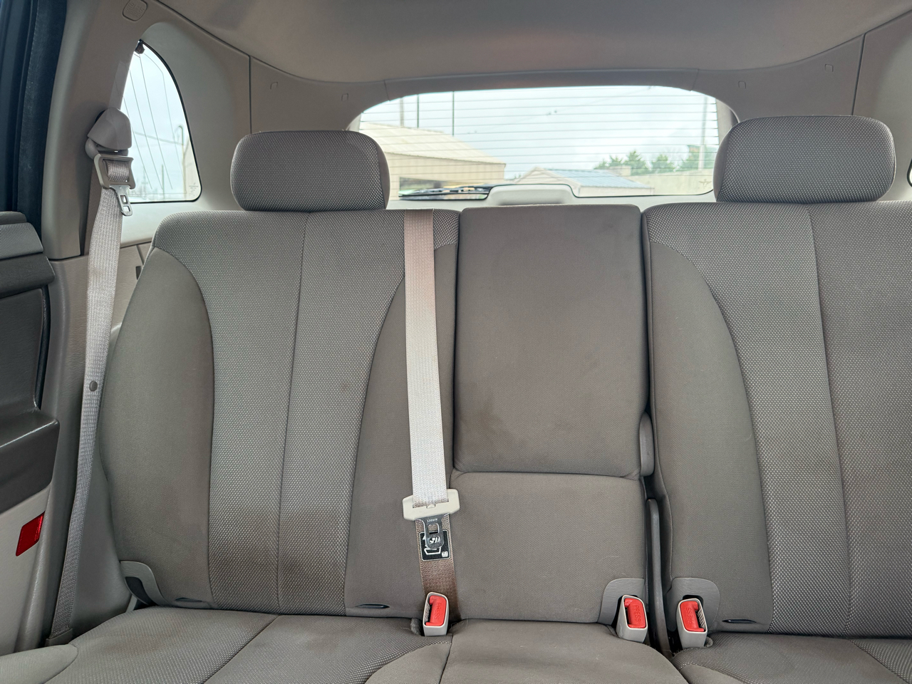 Chrysler Pacifica FWD 2006