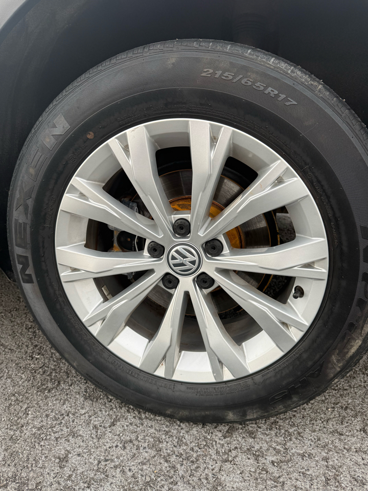 Volkswagen Tiguan SE 2018