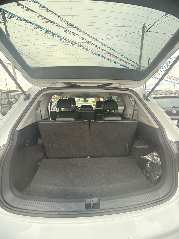 Volkswagen Tiguan SE 2018