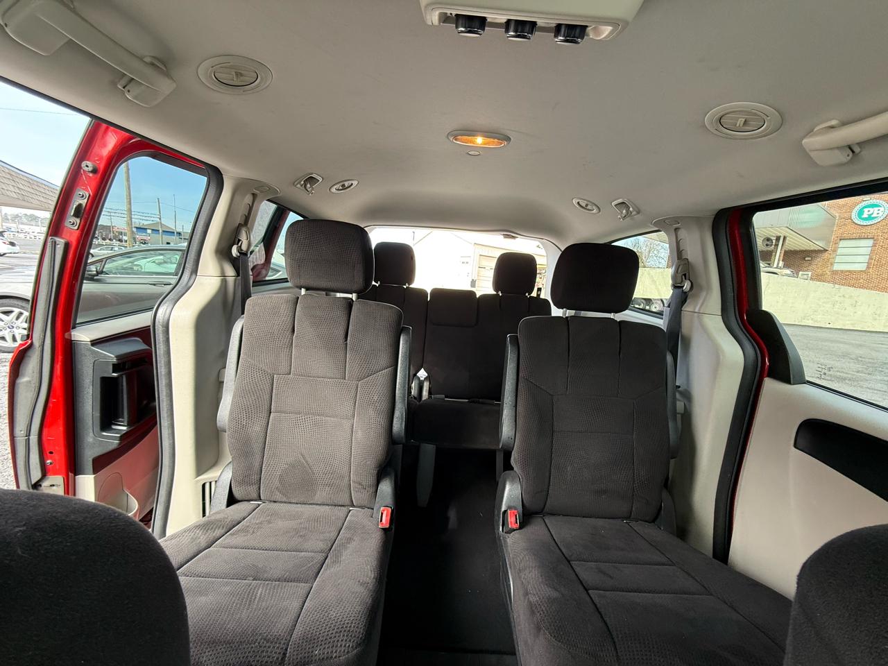 Dodge Grand Caravan 4dr SXT 2013