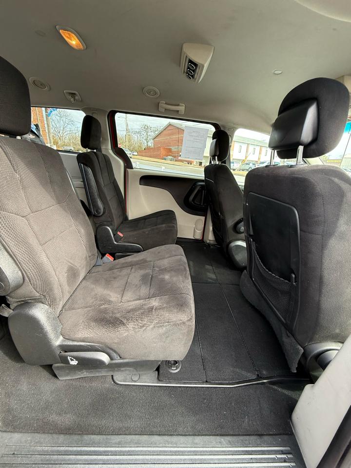Dodge Grand Caravan 4dr SXT 2013