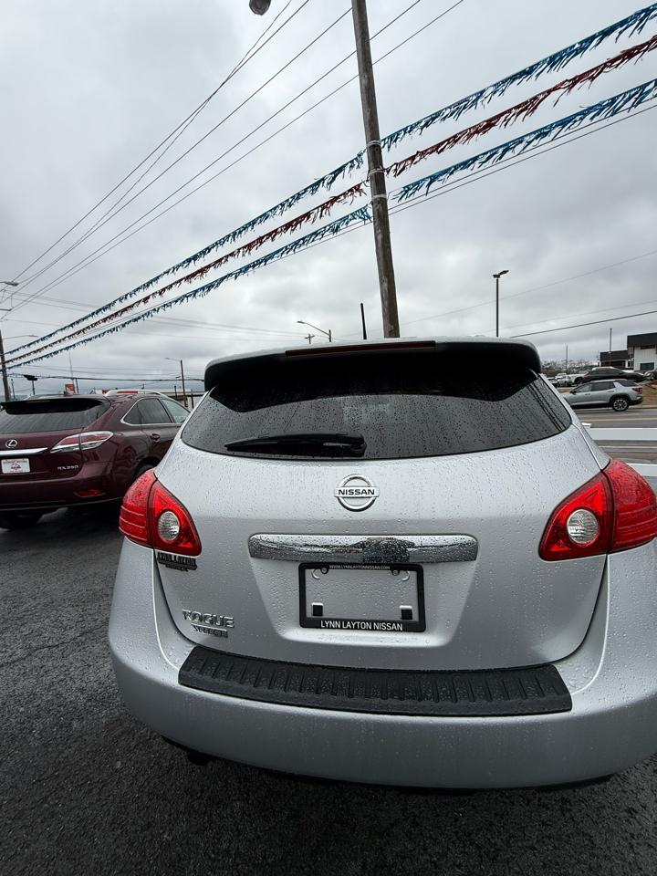 Nissan Rogue Select  2015