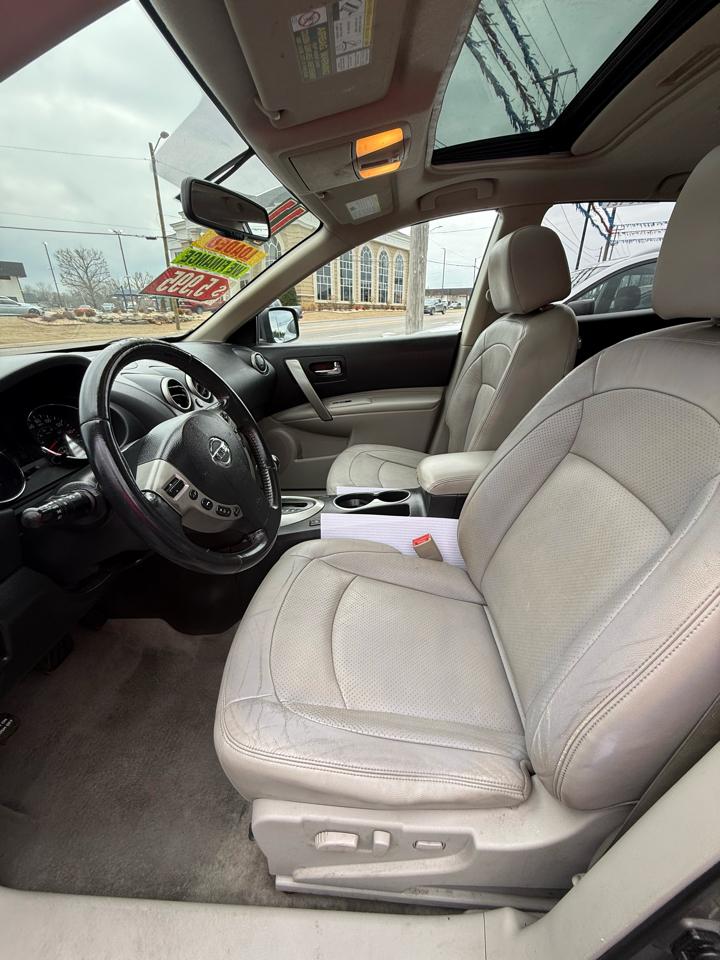 Nissan Rogue S AWD 2011