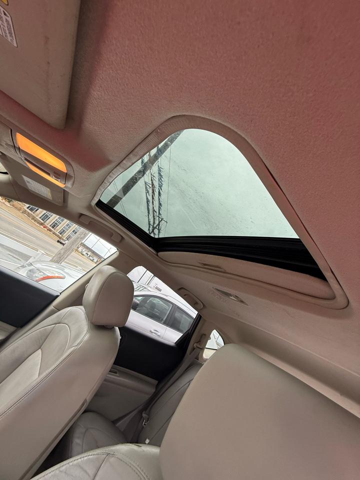 Nissan Rogue S AWD 2011