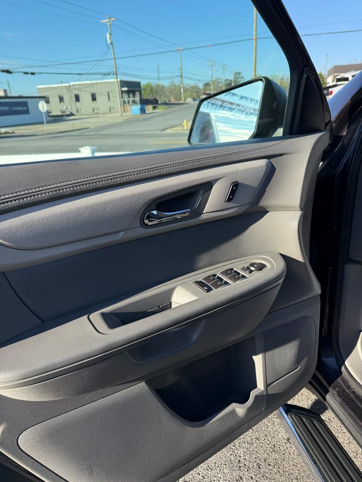 Chevrolet Traverse LS FWD 2017