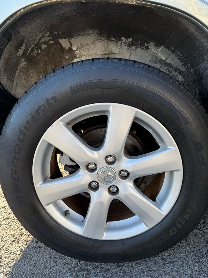 Toyota RAV4 Limited V6 4WD 2008