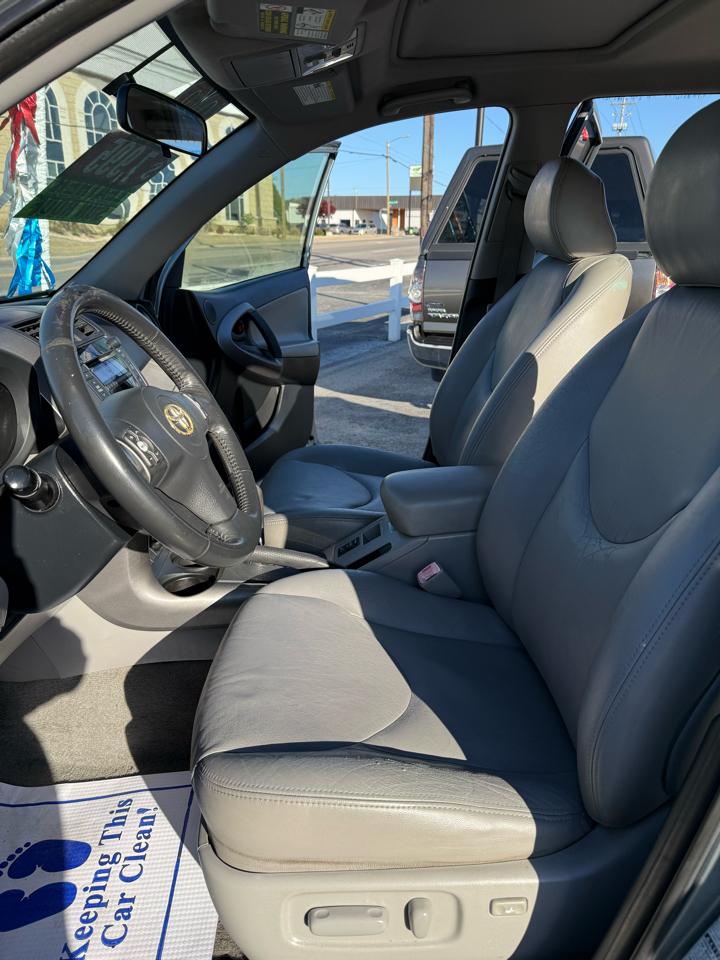 Toyota RAV4 Limited V6 4WD 2008