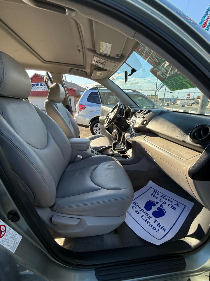 Toyota RAV4 Limited V6 4WD 2008