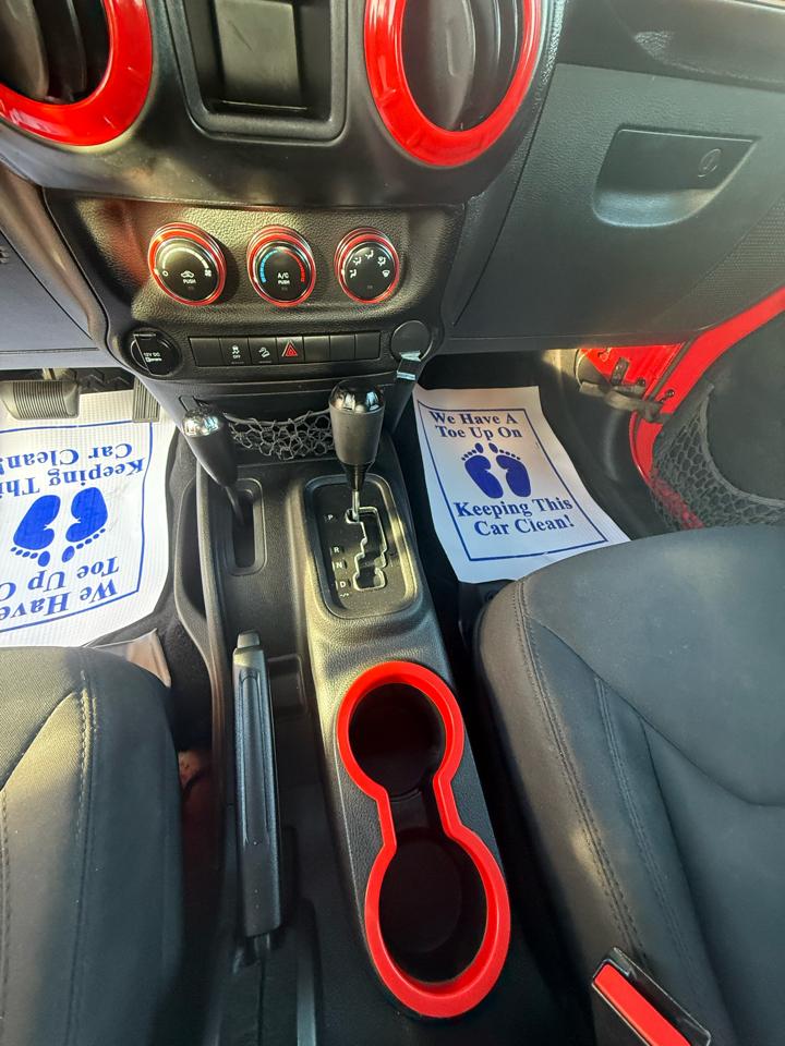 Jeep Wrangler Unlimited Sport 4WD 2013