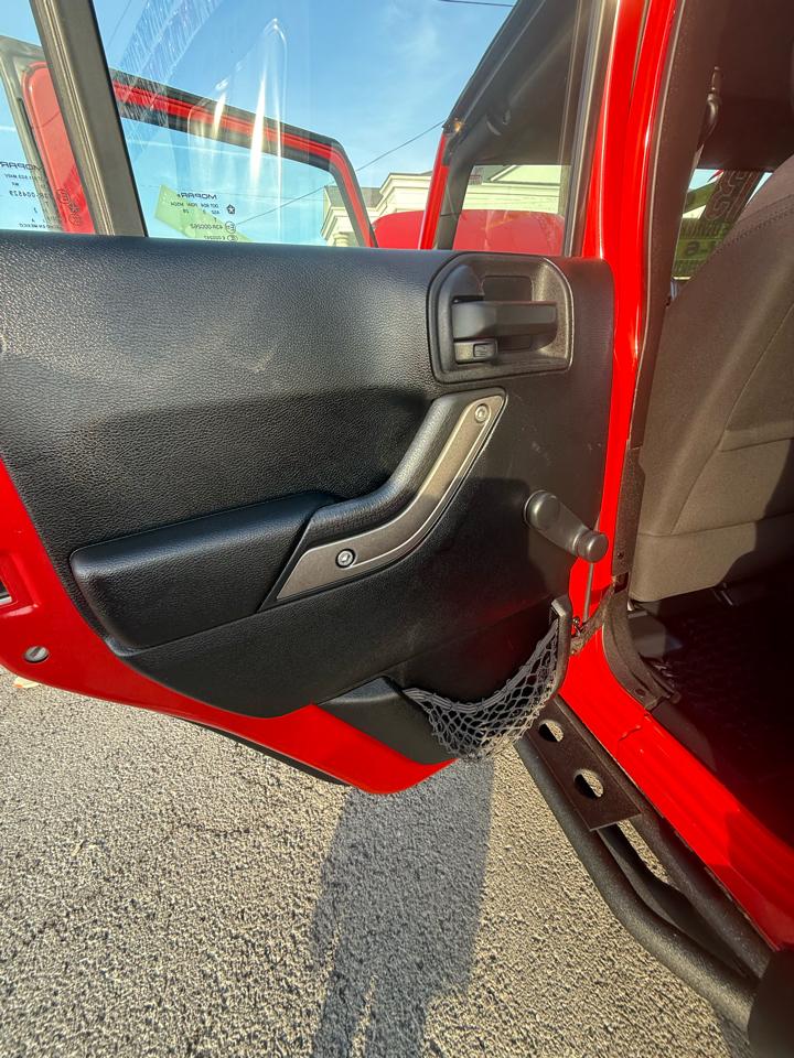 Jeep Wrangler Unlimited Sport 4WD 2013