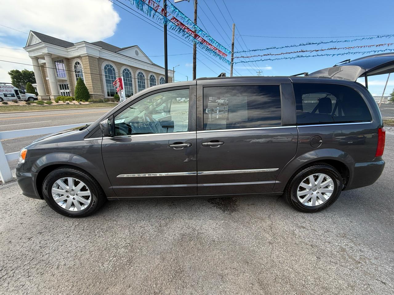 2015 Chrysler Town & Country Touring