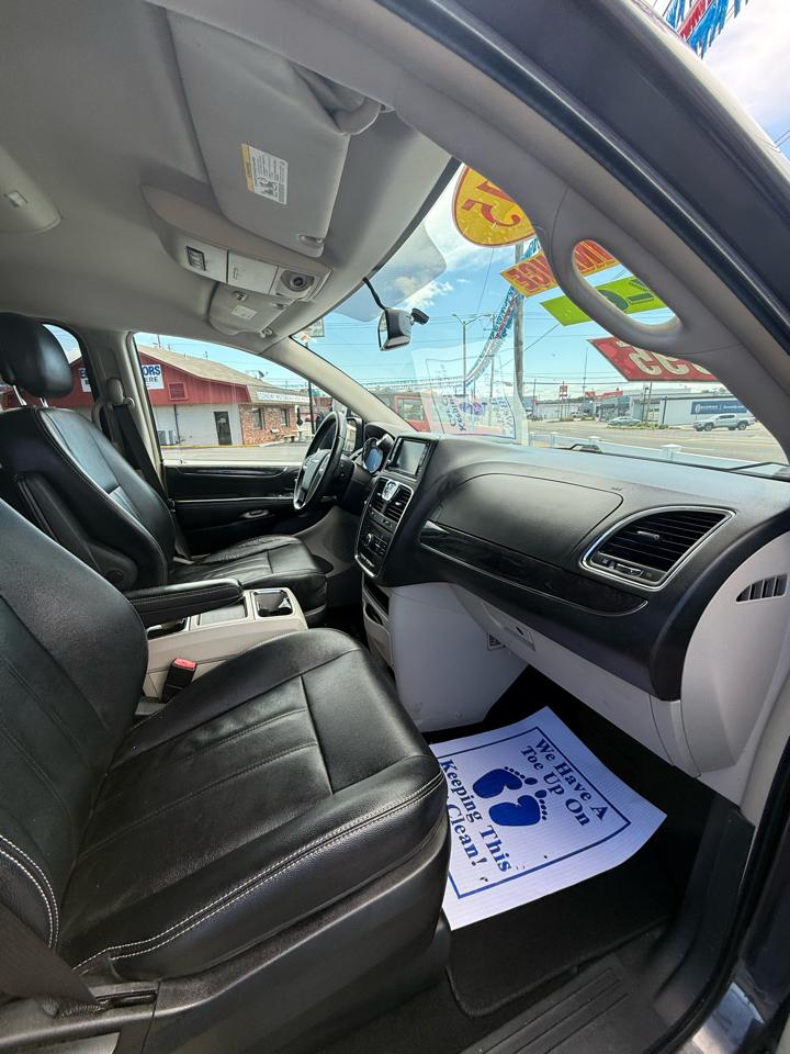 Chrysler Town & Country Touring 2015
