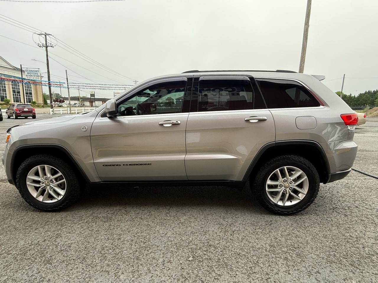 2017 Jeep Grand Cherokee Laredo 4WD