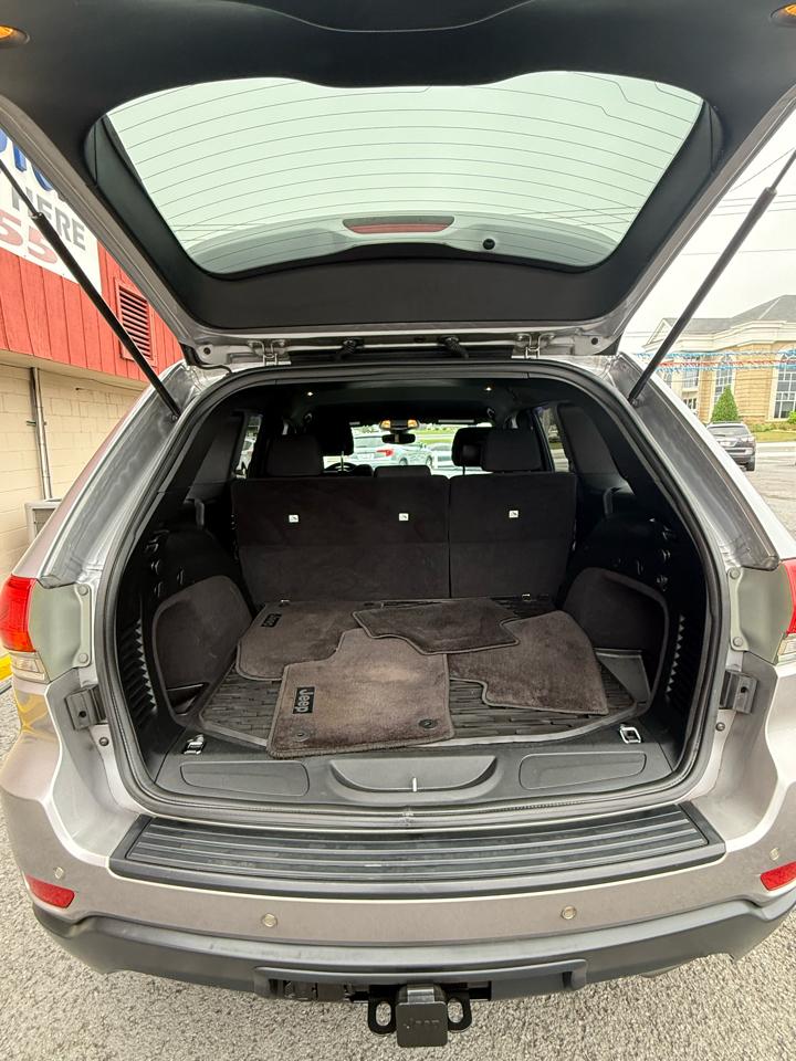 Jeep Grand Cherokee Laredo 4WD 2017