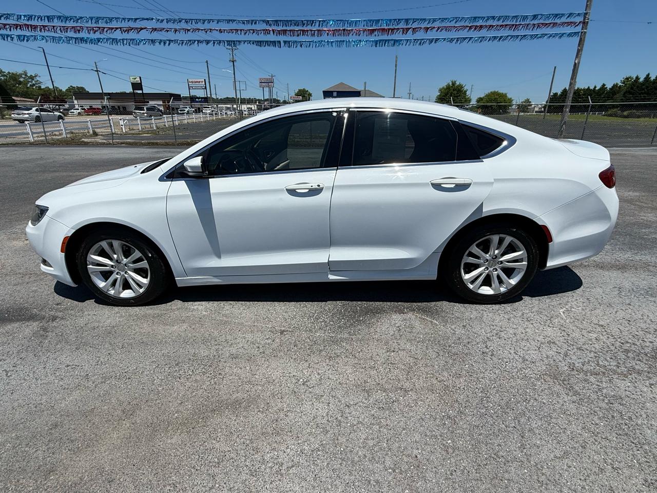 2016 Chrysler 200 Limited