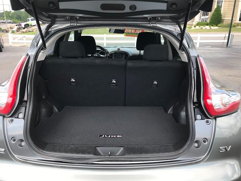 Nissan Juke SV FWD 2016