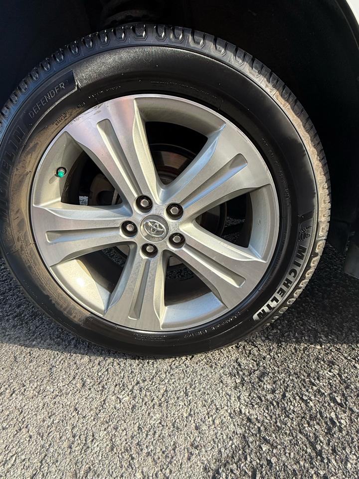 Toyota Highlander Limited 4WD 2012