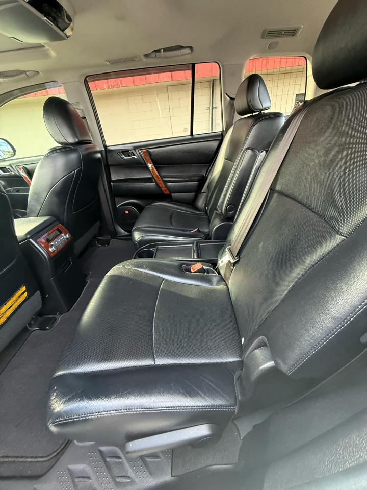 Toyota Highlander Limited 4WD 2012
