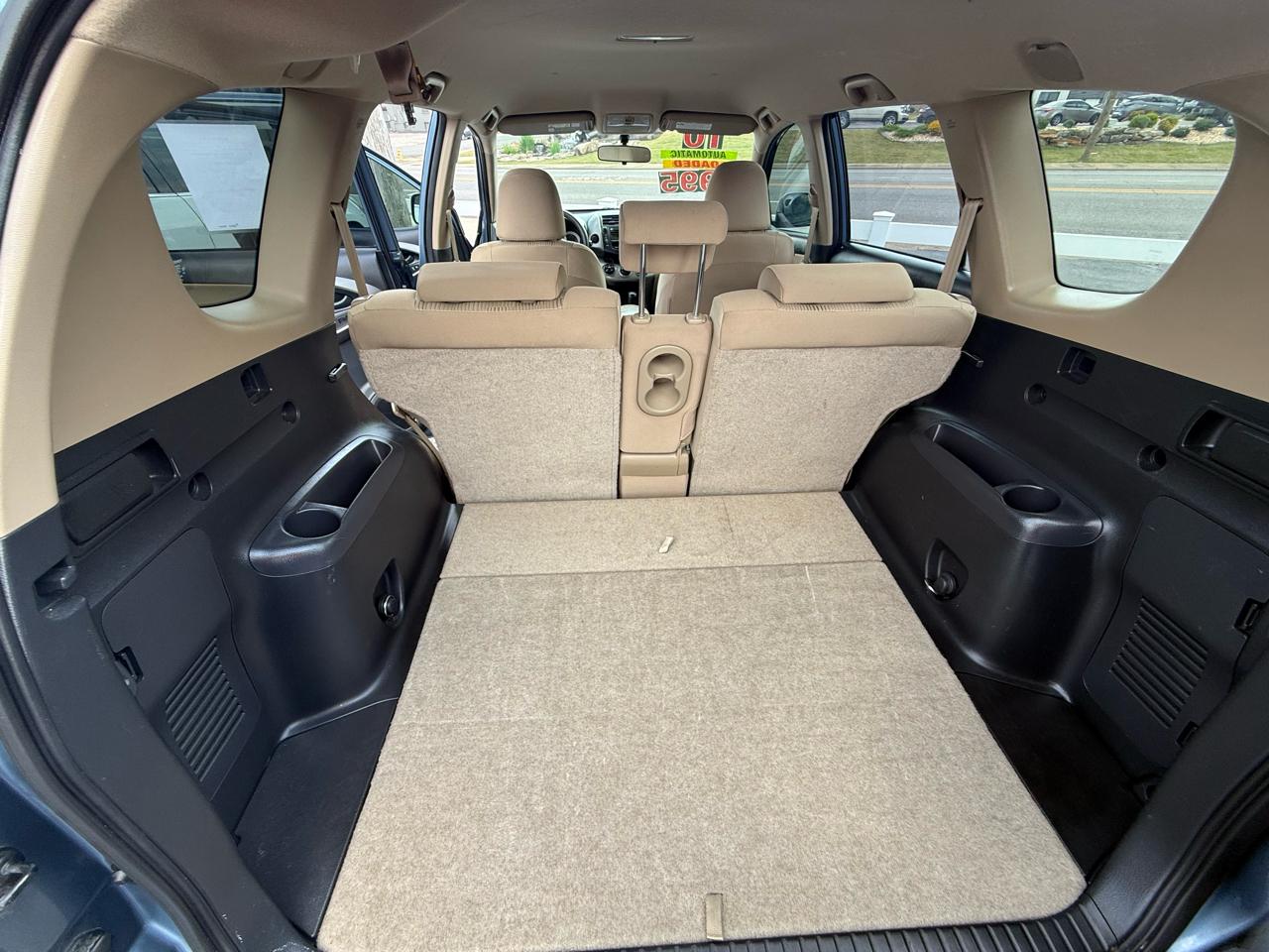 Toyota RAV4 Base I4 2WD 2010