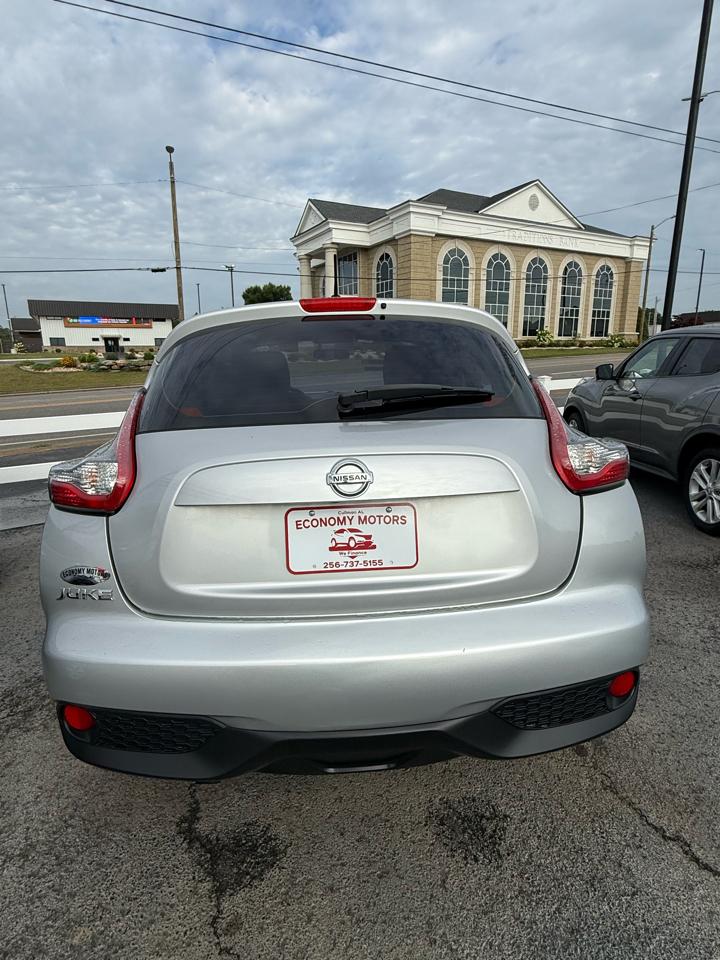 Nissan Juke S FWD 2015
