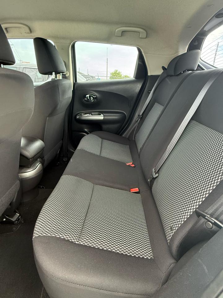Nissan Juke S FWD 2015
