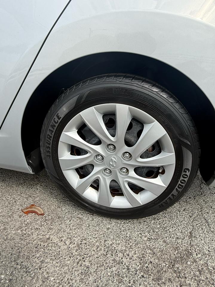 Hyundai Elantra GLS A/T 2011