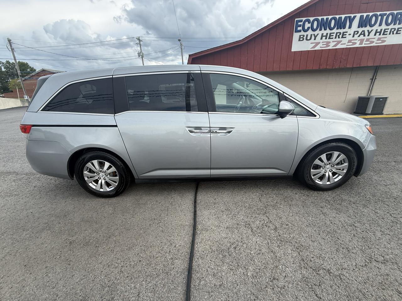 Honda Odyssey SE 2016