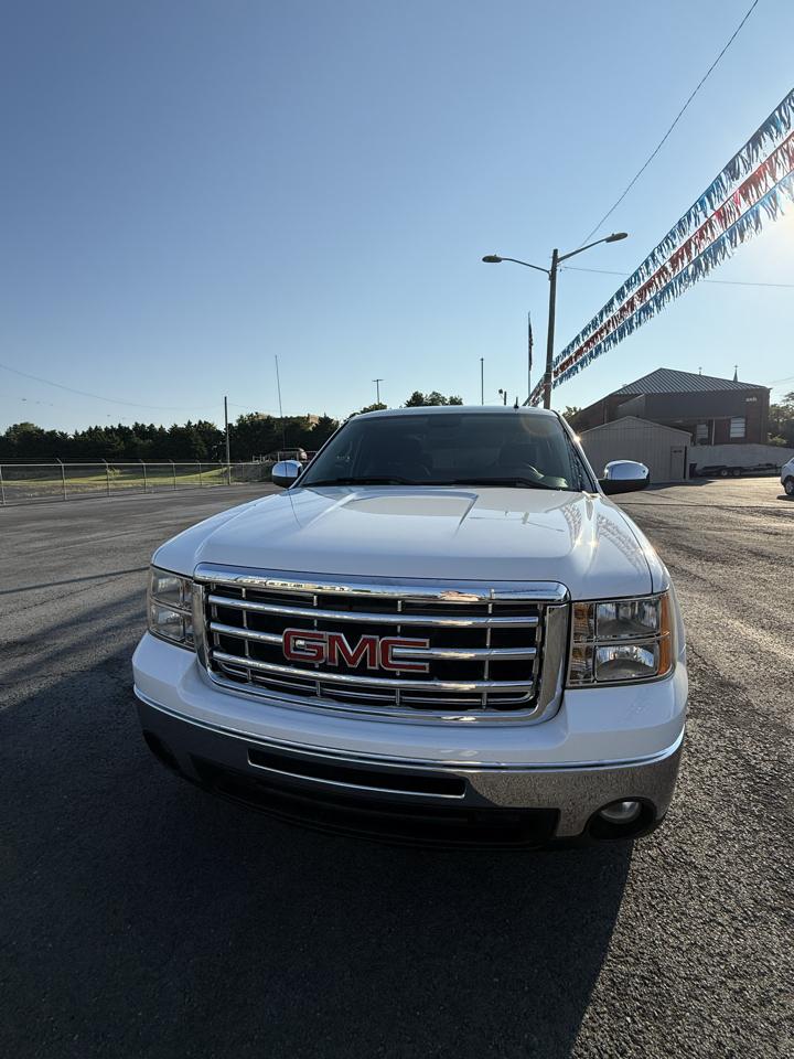 GMC Sierra 1500 SLE Ext. Cab 2WD 2011