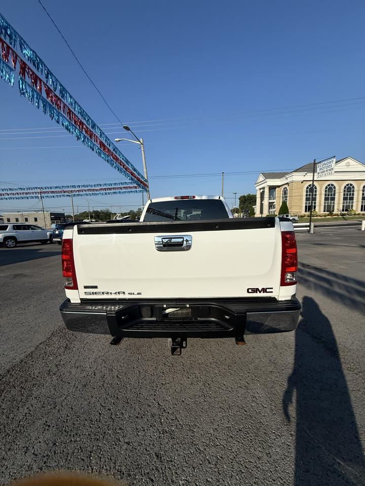 GMC Sierra 1500 SLE Ext. Cab 2WD 2011