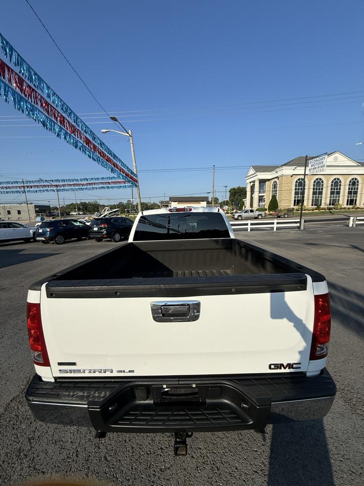 GMC Sierra 1500 SLE Ext. Cab 2WD 2011