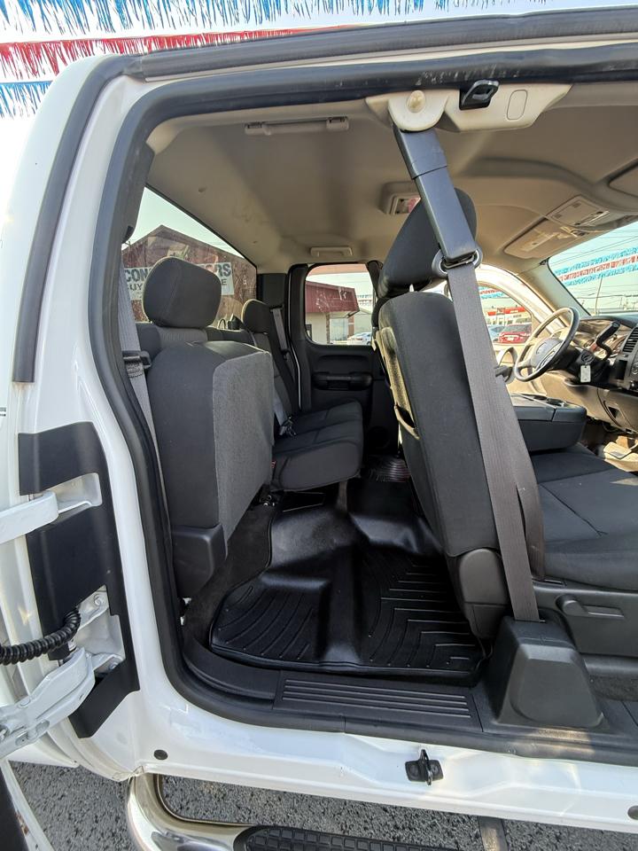 GMC Sierra 1500 SLE Ext. Cab 2WD 2011