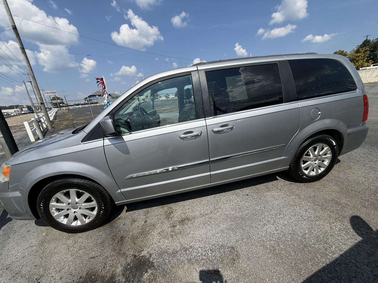 Chrysler Town & Country Touring 2013