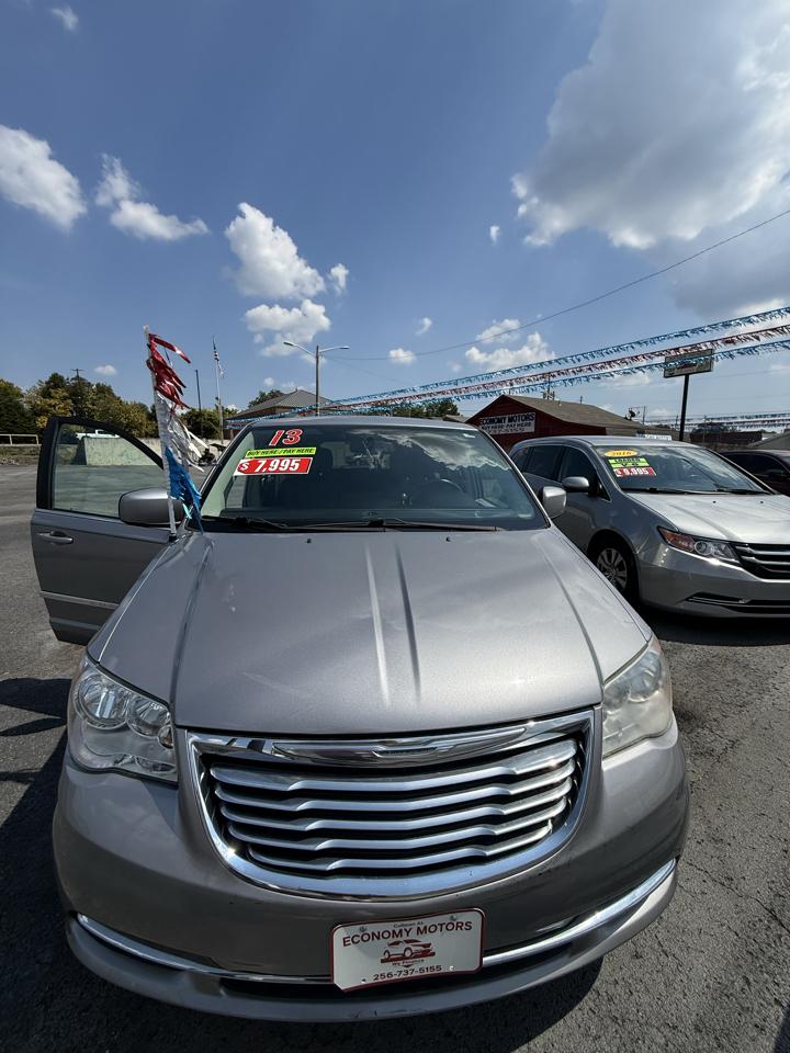 Chrysler Town & Country Touring 2013