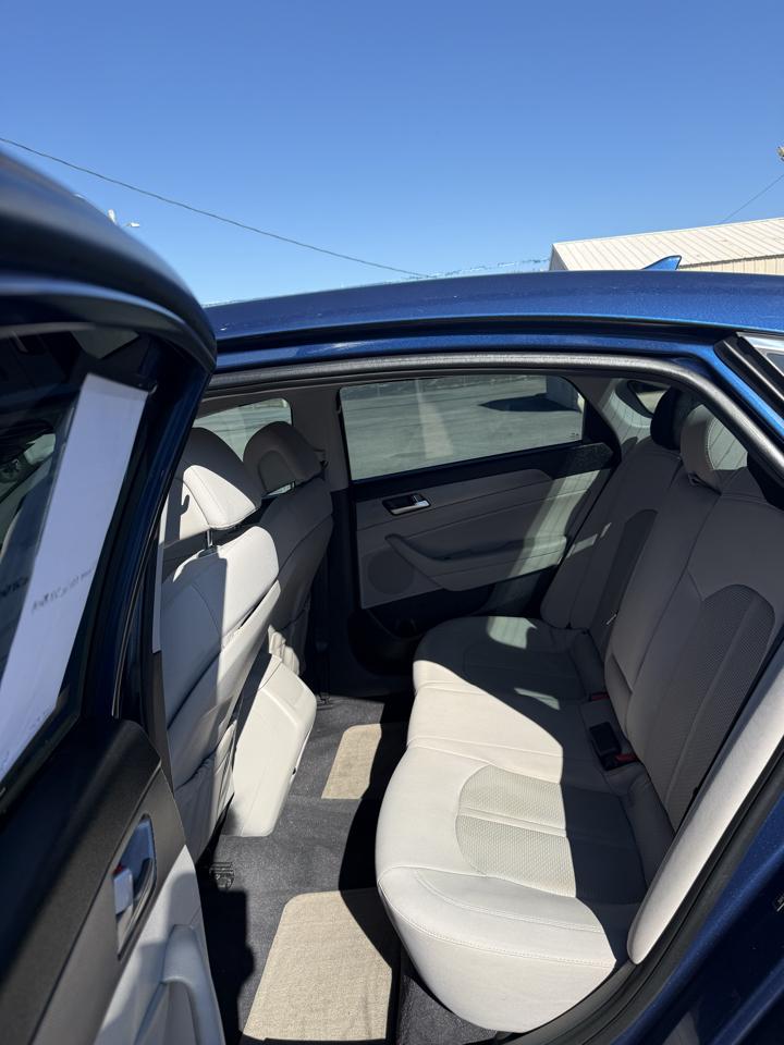 Hyundai Sonata SE 2015